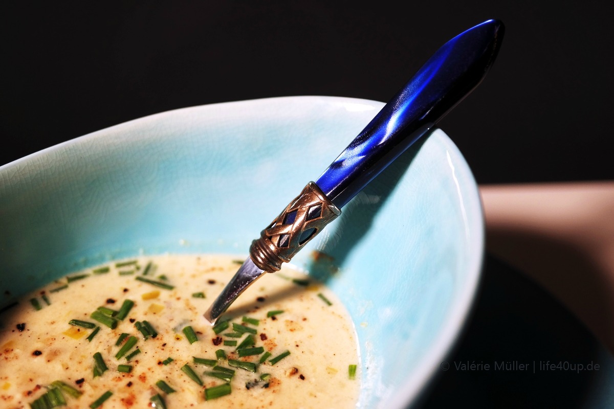 Lauchsuppe mit Hackfleisch und Käse